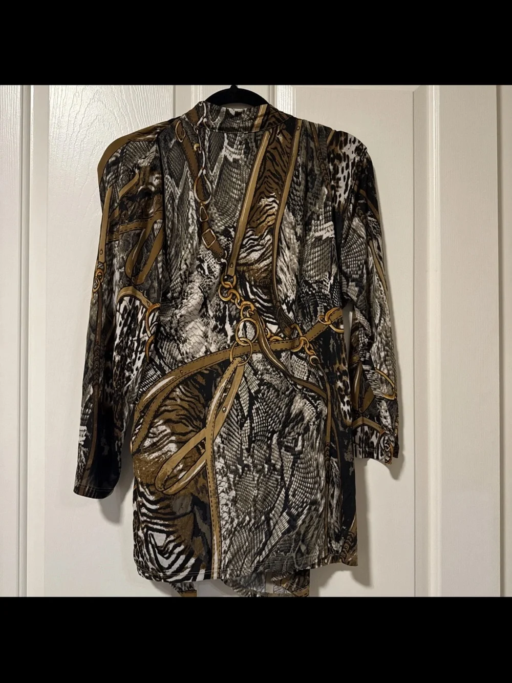 Carmen Marc Valvo Animal Print Wrap Blouse – Women’s XL - Picture 4 of 6